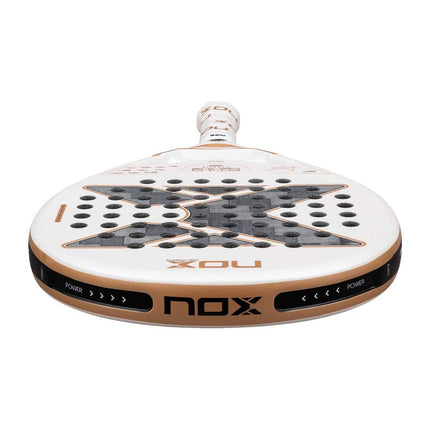 Raquette Nox AT10 Genius 12K Alum Xtrem 26 by Agustín Tapia 2026