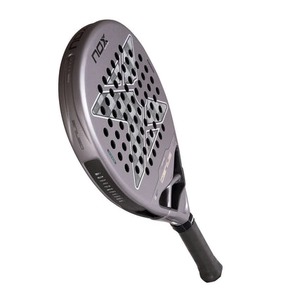 Raquette de padel Nox AT10 Genius 18K Alum by Agustín Tapia 2027